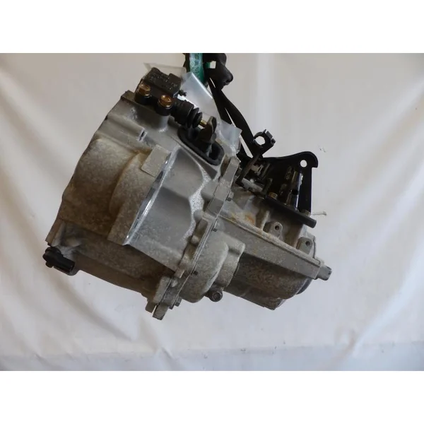 Boite de vitesses NISSAN PRIMERA 4