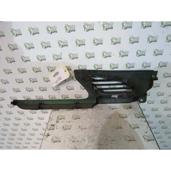 Calandre gauche RENAULT MEGANE 1