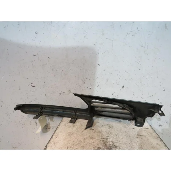 Calandre gauche RENAULT SCENIC 1