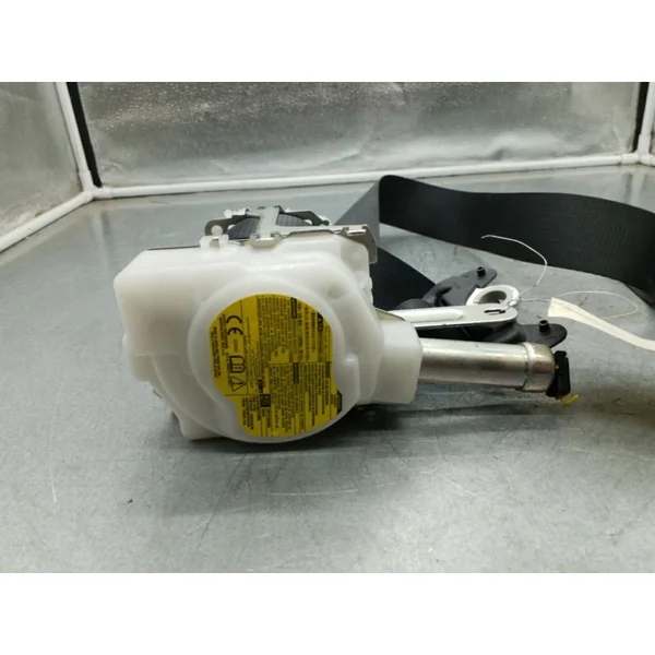 Ceinture avant droit TOYOTA AVENSIS 3