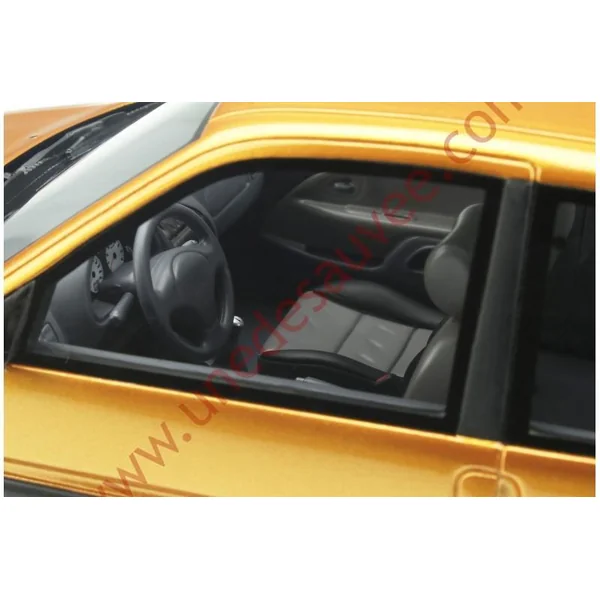 CITROËN SAXO VTS JAUNE OR 2000 1/18 VOITURE MINIATURE OTTO
