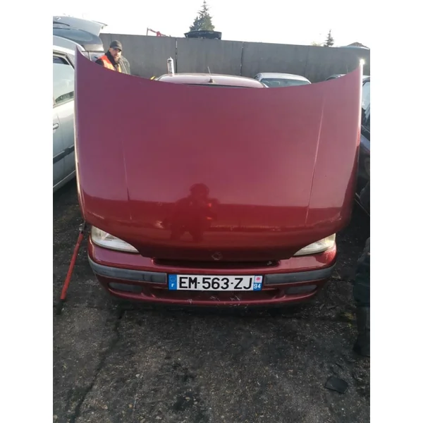 Compresseur clim RENAULT CLIO 1