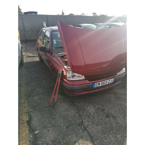 Compresseur clim RENAULT CLIO 1