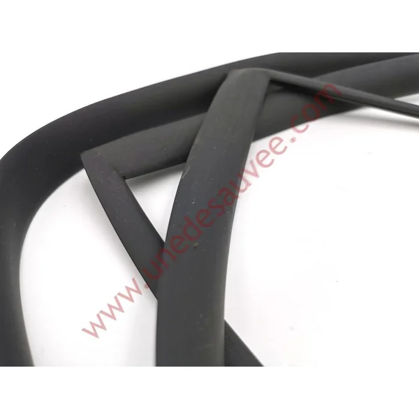 JOINT DE PARE BRISE RENAULT 19 16S