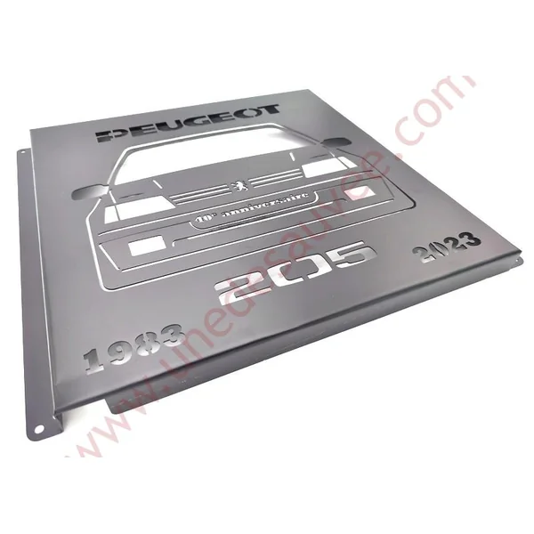 LAMPE ” ANNIVERSAIRE 40 ANS ” AMBIANCE SUPPORT ACIER DECOUPE LASER PEUGEOT 205 GTI