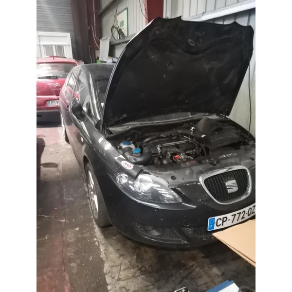 Moteur essuie glace avant droit SEAT LEON 2