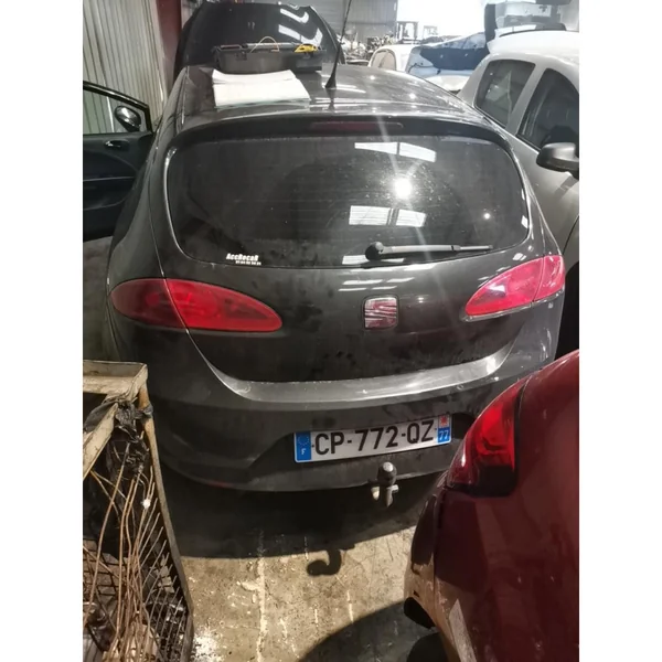 Moteur essuie glace avant droit SEAT LEON 2