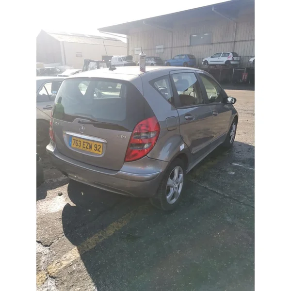 Optique avant principal droit (feux)(phare) MERCEDES CLASSE A 169