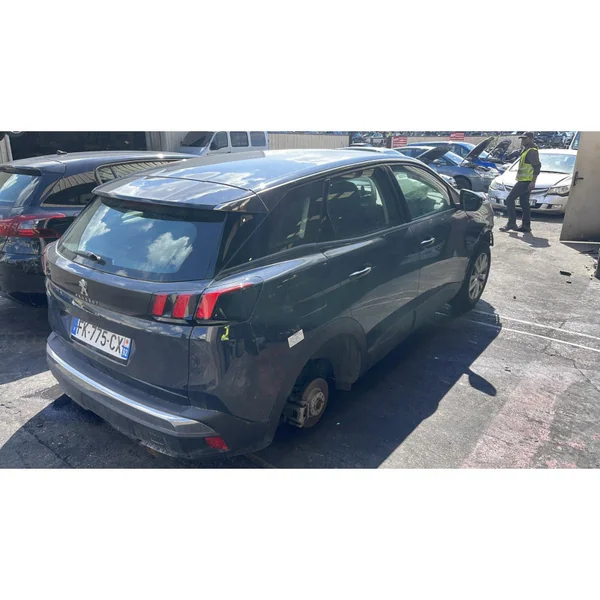 Pare boue arriere gauche PEUGEOT 3008 2
