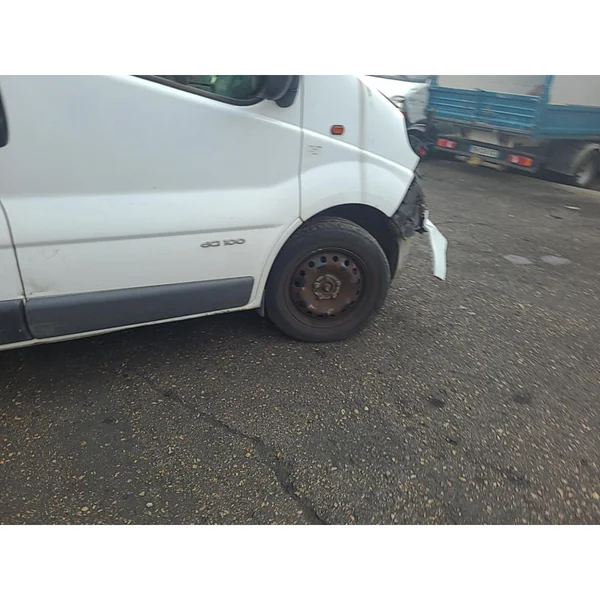 Poignee porte avant droit RENAULT TRAFIC 2