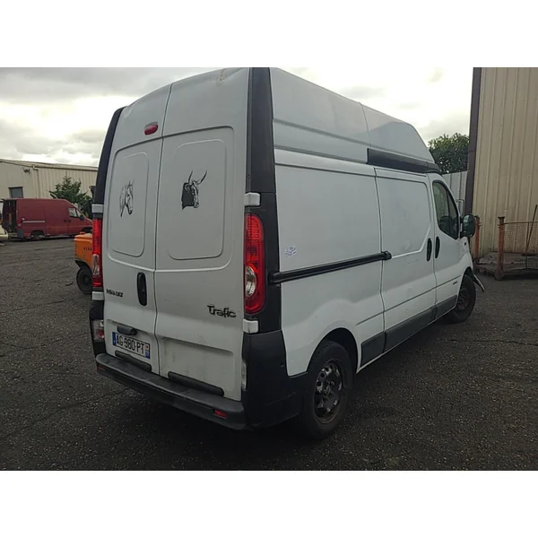 Poignee porte avant droit RENAULT TRAFIC 2