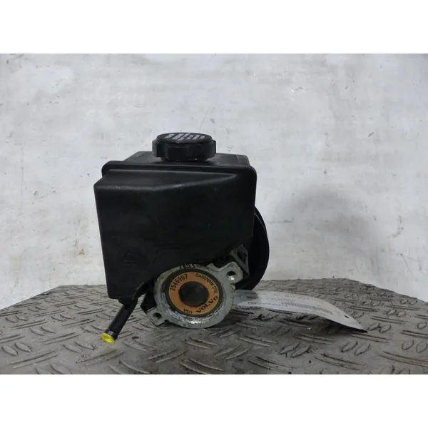 Pompe de direction VOLVO 850