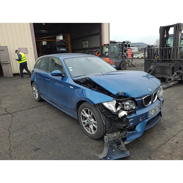 Porte avant droit BMW SERIE 1 E87
