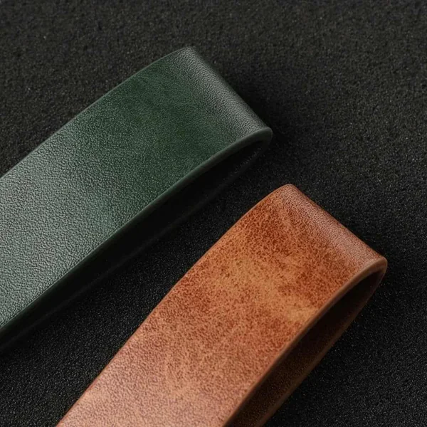 Porte-clés Audi avec lanière en cuir