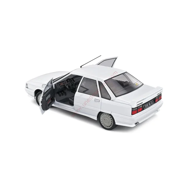 RENAULT 21 2 LITRES TURBO PHASE 1 BLANC GLACIER 1988 1/18 VOITURE MINIATURE SOLIDO