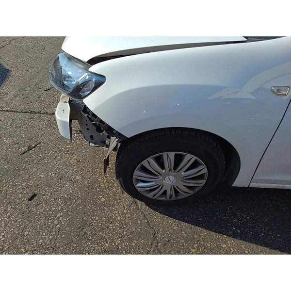 Vitre arriere droit DACIA SANDERO 2